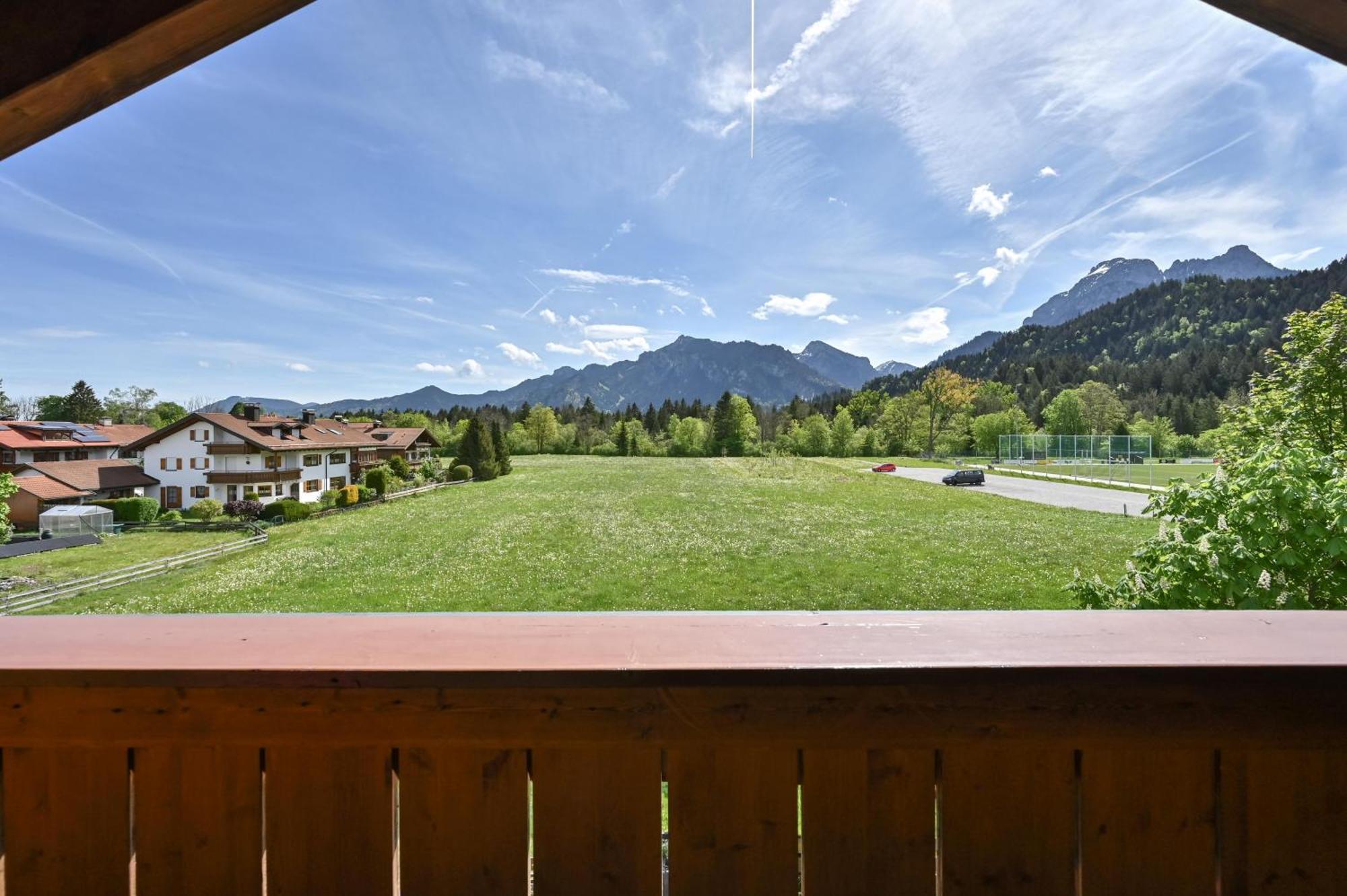 Chalet Im Haus Schlossblick Füssen Buitenkant foto